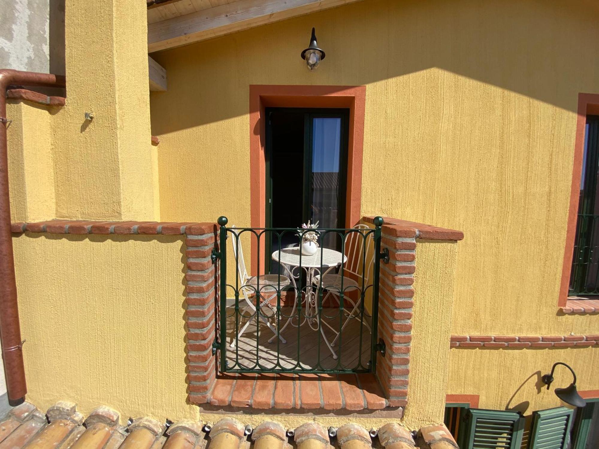 La Soffitta Di Emmasofia Acomodação com café da manhã San Vito  Exterior foto