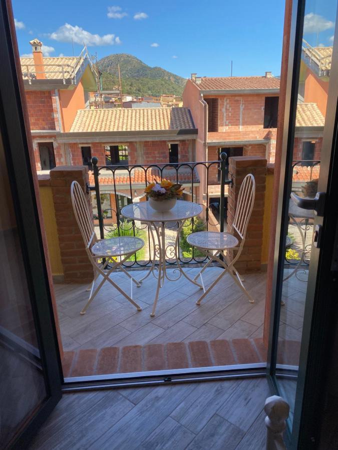 La Soffitta Di Emmasofia Acomodação com café da manhã San Vito  Exterior foto